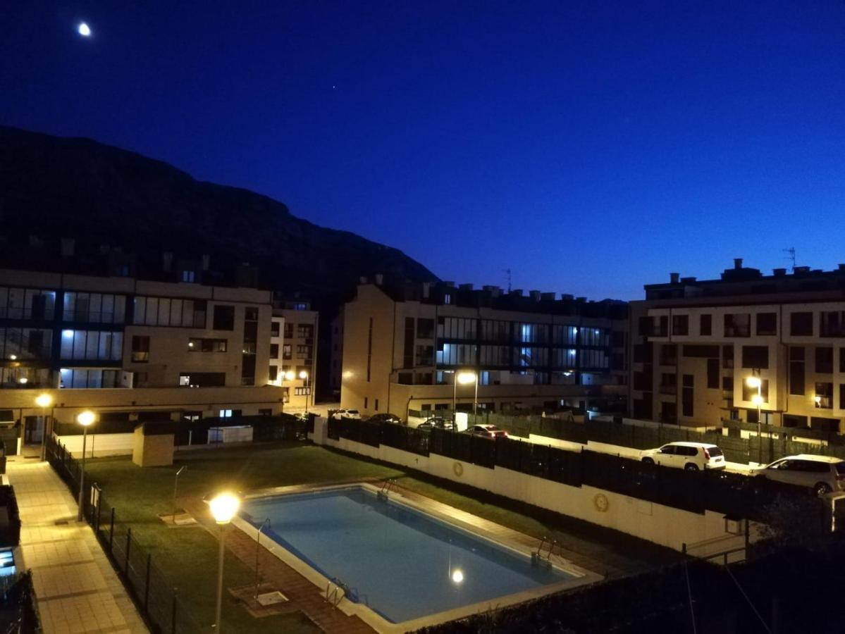 La Xalda, apartamento con piscina a 10 km de Llanes Exterior foto